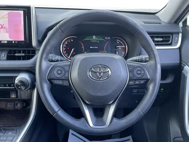 トヨタ ＲＡＶ４ G 茨城県 2019(令1)年 5.2万km ホワイトパールクリスタルシャイン 革巻きステアリング/ステアリングスイッチ/ステアリングヒーター/９インチナビ/バックカメラ/革調シート/パワーシート/LEDヘッドライト/BSM/純正アルミホイール/純正フロアマット/レーダークルーズコントロール/ETC/プッシュスタート/TRDエアロ