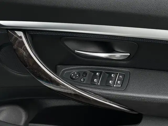 ＢＭＷ ３２０ｉ グランツーリスモ Mスポーツ 山梨県 2017(平29)年 5.1万km アルピンホワイトⅢ 1オーナー/ハイラインP/インテリジェントS/アドバンスドS/ACC/LKA/BSA/コンフォートA/Pバックドア/OPLEDヘッドライト/フルセグ/純正HDDナビ/Bカメラ/全周囲ビュー/黒革/シートヒーター/Pシート/記録簿/スペア