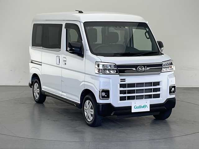 ダイハツ アトレー バン RS 長野県 2023(令5)年 1.7万km シャイニングホワイトパール 純正オーディオ&CD&USB&AUX/アダプティブクルーズコントロール/レーンキープアシスト/衝突軽減ブレーキ/コーナーセンサー/両側パワースライドドア/ステアリングスイッチ/バックカメラ/LEDヘッドライト/オートライト/電動格納ミラー/ウィンカーミラー/純正ホイールキャップ装着/純正ラバーフロアマット/純正ドアバイザー/プッシュスタート