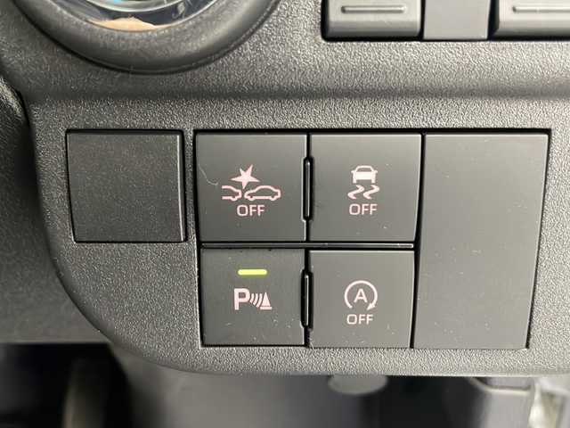 ダイハツ アトレー バン RS 長野県 2023(令5)年 1.7万km シャイニングホワイトパール 純正オーディオ&CD&USB&AUX/アダプティブクルーズコントロール/レーンキープアシスト/衝突軽減ブレーキ/コーナーセンサー/両側パワースライドドア/ステアリングスイッチ/バックカメラ/LEDヘッドライト/オートライト/電動格納ミラー/ウィンカーミラー/純正ホイールキャップ装着/純正ラバーフロアマット/純正ドアバイザー/プッシュスタート
