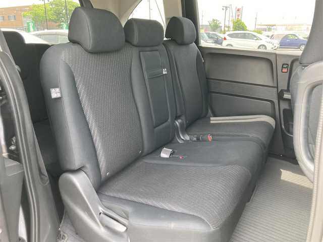 ホンダ フリード ハイブリット ジャストセレクション 大阪府 2014(平26)年 5.6万km モダンスティールM ワンオーナー/純正ナビ/フルセグ/DVD/CD/BT/バックカメラ/ビルトインETC/両側パワースライド/クルーズコントロール/キセノンヘットライト/社外15インチアルミホイール/純正エアロパーツ/スマートキー/ウィンカーミラー/フロアマット/ドアバイザー/スペアキー