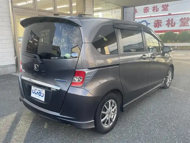 ホンダ フリード ハイブリット ジャストセレクション 愛知県 2014(平26)年 5.6万km モダンスティールM (株)IDOMが運営する【じしゃロン豊川店】の自社ローン専用車両になります。こちらは現金またはオートローンご利用時の価格です。自社ローンご希望の方は別途その旨お申付け下さい/ 純正メーカーナビ/ バックカメラ/ ETC/ 両側パワースライドドア/ ステアリングスイッチ/ ドアバイザー/ ウインカーミラー/ 純正フロアマット