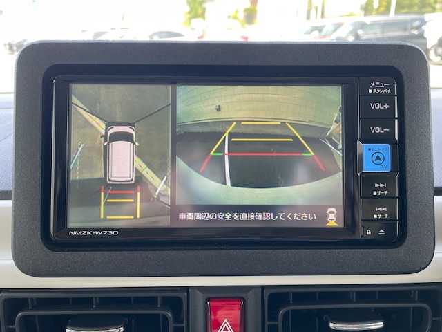 ダイハツ ムーヴ キャンバス ストライプス G 静岡県 2023(令5)年 0.8万km シャイニングホワイトパール/レイクブルーメタリック ●純正ナビ/(NMZK-W73D)/(フルセグ/CD/DVD/Bluetooth)/●全方位カメラ/●前席シートヒーター/●衝突被害軽減システム/●レーンキープアシスト/●電動パーキングブレーキ/●オートブレーキホールド/●前後コーナーセンサー/●ETC/●両側パワースライド/●ステリングスイッチ/●ホットドリンクホルダー/●USBポート/●W＋サイドSRS＆ABS