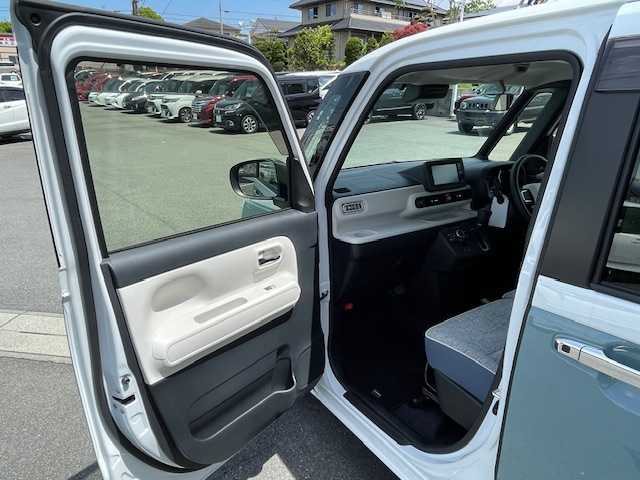 ダイハツ ムーヴ キャンバス ストライプス G 静岡県 2023(令5)年 0.8万km シャイニングホワイトパール/レイクブルーメタリック ●純正ナビ/(NMZK-W73D)/(フルセグ/CD/DVD/Bluetooth)/●全方位カメラ/●前席シートヒーター/●衝突被害軽減システム/●レーンキープアシスト/●電動パーキングブレーキ/●オートブレーキホールド/●前後コーナーセンサー/●ETC/●両側パワースライド/●ステリングスイッチ/●ホットドリンクホルダー/●USBポート/●W＋サイドSRS＆ABS