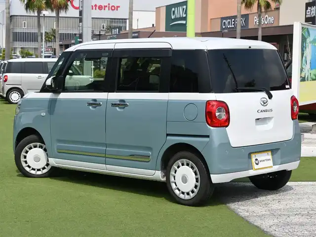 ダイハツ ムーヴ キャンバス ストライプス G 千葉県 2023(令5)年 0.8万km シャイニングホワイトパール/レイクブルーメタリック スマートアシストIII/エコアイドル/両側パワースライドドア/純正SDナビ/地デジTV/【DVD/CD再生機能　Bluetooth接続】/パノラマモニター/ETC/LEDヘッドライト/フォグライト/コーナーセンサー/サイド/カーテンエアバッグ/キーフリーシステム