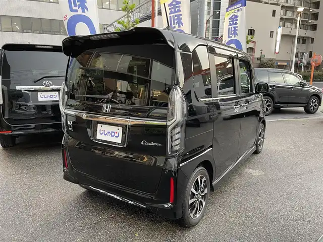 ホンダ Ｎ ＢＯＸ カスタム G L ホンダセンシング 兵庫県 2020(令2)年 10.7万km クリスタルブラックパール (株)IDOMが運営する【じしゃロン西宮店】の自社ローン専用車両になります。こちらは現金またはオートローンご利用時の価格です。自社ローンご希望の方は別途その旨お申付け下さい/＊ETC/＊バックカメラ/＊パワーウィンドウ/＊パワステ/＊片側パワスラ/＊クルーズコントロールあり/＊USBあり/＊ドラレコ付き/＊シートヒーター/＊横滑り防止装置/＊レーンキープアシスト/＊衝突被害軽減システム