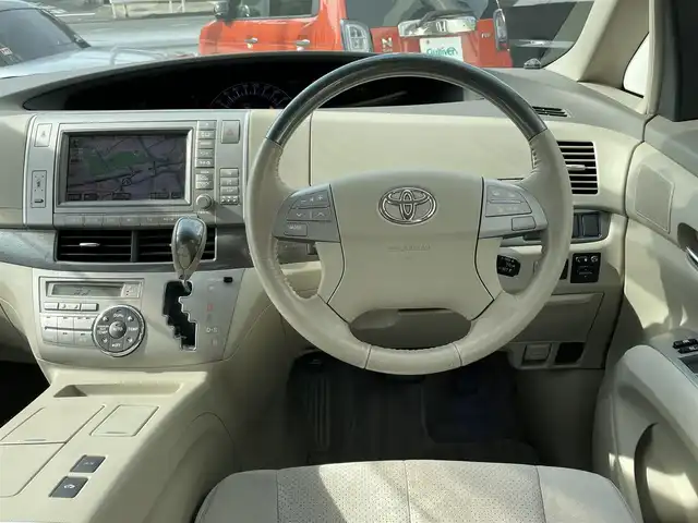 トヨタ エスティマ ハイブリッド G 神奈川県 2006(平18)年 3.5万km ホワイトパールクリスタルシャイン メーカーOP HDDナビ/　（CD・DVD）/フルセグTV/純正フリップダウンモニター/両側パワースライドドア/前後コーナーセンサー/ビルトインETC/純正17インチAW/クルーズコントロール/スマートキー/保証書/取扱説明書