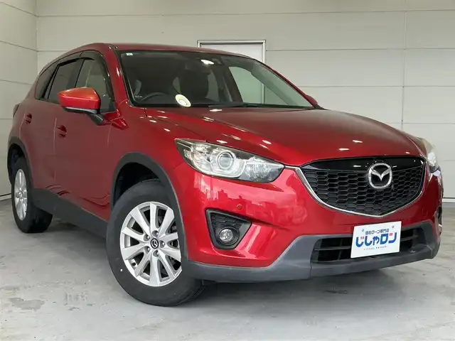 マツダ ＣＸ－５ 20S 沖縄県 2013(平25)年 4.2万km ソウルレッドプレミアムメタリック (株)IDOMが運営する【じしゃロンOO店】の自社ローン専用車両になりますこちらは現金またはオートローンご利用時の価格です。自社ローンご希望の方は別途その旨お申付け下さい/・プッシュスタート　/・ナビ　/・ＴＶ　/・Ｂｌｕｅｔｏｏｔｈ接続　/・バックカメラ　/・クルーズコントロール　/・純正フロアマット　/・純正アルミホイール　/・スマートキー　/・ＡＢＳ　/・アイドリングストップ