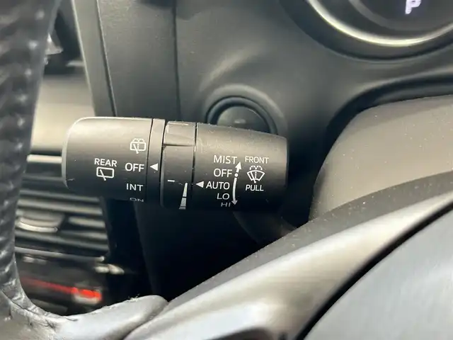 マツダ ＣＸ－５ 20S 沖縄県 2013(平25)年 4.2万km ソウルレッドプレミアムメタリック (株)IDOMが運営する【じしゃロンOO店】の自社ローン専用車両になりますこちらは現金またはオートローンご利用時の価格です。自社ローンご希望の方は別途その旨お申付け下さい/・プッシュスタート　/・ナビ　/・ＴＶ　/・Ｂｌｕｅｔｏｏｔｈ接続　/・バックカメラ　/・クルーズコントロール　/・純正フロアマット　/・純正アルミホイール　/・スマートキー　/・ＡＢＳ　/・アイドリングストップ