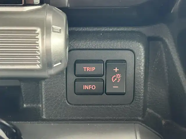 スズキ クロスビー HYBRID MZ 長崎県 2021(令3)年 1.9万km タフカーキパールメタリック ワンオーナー/純正SDナビ(Bluetooth/FM/AM/TV/CD/DVD)/パドルシフト/プッシュスタート/スマートキー/ビルトインETC/前席シートヒーター/デュアルカメラブレーキサポート/車線逸脱警報/ESP装備車/リヤパーキングセンサー/アイドリングストップ/純正フロアマット/純正16AW