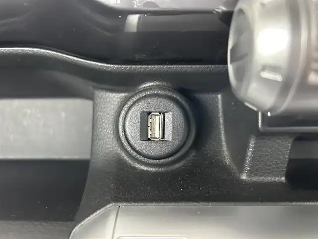 スズキ クロスビー HYBRID MZ 長崎県 2021(令3)年 1.9万km タフカーキパールメタリック ワンオーナー/純正SDナビ(Bluetooth/FM/AM/TV/CD/DVD)/パドルシフト/プッシュスタート/スマートキー/ビルトインETC/前席シートヒーター/デュアルカメラブレーキサポート/車線逸脱警報/ESP装備車/リヤパーキングセンサー/アイドリングストップ/純正フロアマット/純正16AW