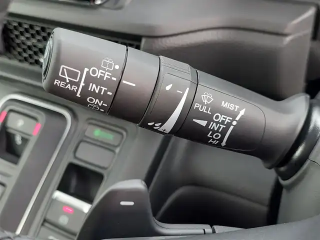 ホンダ ステップワゴン スパーダ eHEV プレミアムライン 東京都 2025(令7)年 0.1万km クリスタルブラックパール 純正11.4インチナビ/マルチビューカメラシステム/フルセグ/両側パワースライドドア/電動リアゲート/ハーフレザーシート/シートヒーター/オットマン/LEDヘッドライト/パドルシフト/衝突軽減システム/レーンキープアシスト/ブラインドスポットモニター/レーダークルーズコントロール/スマートキー