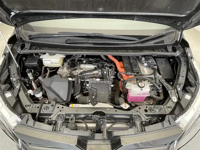 トヨタ ヴォクシー ハイブリッド ZS 煌Ⅲ 愛知県 2020(令2)年 4.4万km イナズマスパーキングブラックガラスフレーク 純正１０型ナビ　フルセグＴＶ　Ｂｌｕｅｔｏｏｔｈ　ハーフレザーシート　シートヒーター　ＥＴＣ　両側パワースライドドア　セーフティセンス　衝突軽減装置　クルーズコントロール　ドライブレコーダー　禁煙車
