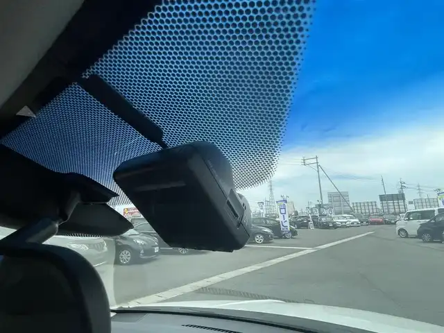ホンダ ヴェゼル ハイブリッド X 岡山県 2014(平26)年 9.2万km ホワイトオーキッドパール (株)IDOMが運営する【じしゃロン岡山店】の自社ローン専用車両になります。こちらは現金またはオートローンご利用時の価格です。自社ローンご希望の方は別途その旨お申付け下さい/純正7インチナビ/Bluetooth/ワンセグ/バックカメラ/ビルトインETC/パドルシフト/クルーズコントロール