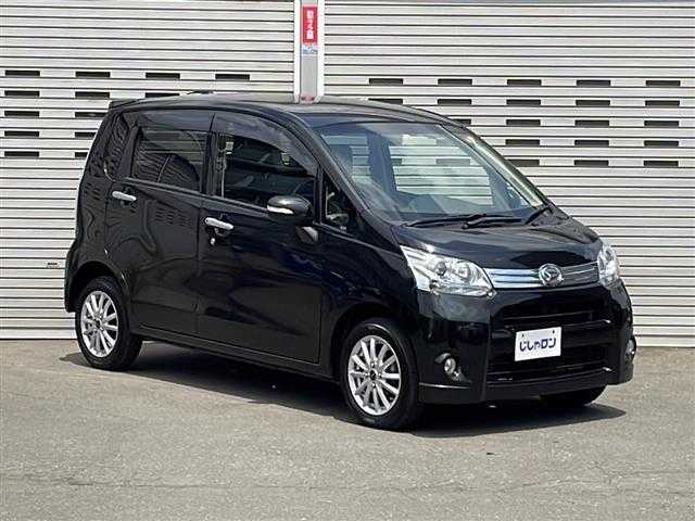 ダイハツ ムーヴ カスタム X 道央・札幌 2012(平24)年 8.4万km ブラックマイカメタリック 4WD/ETC/社外ナビ(AM/FM/TV/CD/DVD)/エコドライブモード/アイドリングストップ/スマートキー