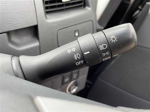 ダイハツ ムーヴ カスタム X 道央・札幌 2012(平24)年 8.4万km ブラックマイカメタリック 4WD/ETC/社外ナビ(AM/FM/TV/CD/DVD)/エコドライブモード/アイドリングストップ/スマートキー
