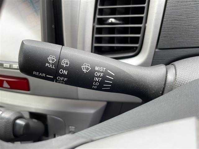 ダイハツ ムーヴ カスタム X 道央・札幌 2012(平24)年 8.4万km ブラックマイカメタリック 4WD/ETC/社外ナビ(AM/FM/TV/CD/DVD)/エコドライブモード/アイドリングストップ/スマートキー