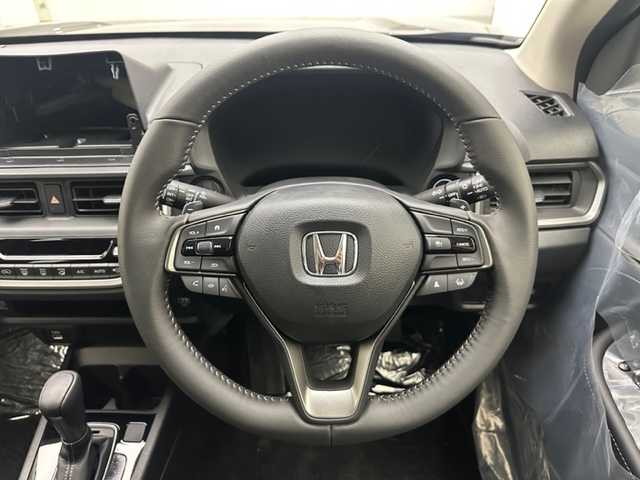 ホンダ ＷＲ－Ｖ Z+ 兵庫県 2024(令6)年 0.1万km未満 クリスタルブラックパール バックカメラ/純正17インチアルミホイール/コーナーセンサー/LEDヘッドライト/LEDフォグライト/ルーフレール/登録済未使用車/追従式クルーズコントロール/レーンキープアシスト/パドルシフト/ヘッドライトレベライザー/ステアリングスイッチ