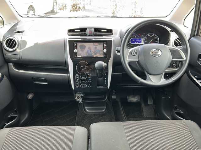 日産 デイズ ハイウェイスターG ターボ 富山県 2015(平27)年 4.5万km ホワイトパール スマートキー（２本）/4WD/衝突安全ブレーキ/全周囲モニター/純正メモリーナビ（MC315D-W）/フルセグTV/DVD再生/Bluetooth/純正15インチAW/シートヒーター（D席）/フォグランプ/純正ドアバイザー/フロアマット/横滑り防止装置/アイドリングストップ/電動格納ウィンカーミラー/ドライブレコーダー（前）/保証書/取扱説明書/ナビ取扱説明書/ドライブレコーダー取扱説明書/点検整備記録簿