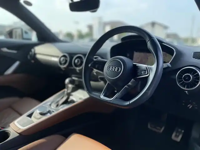 アウディ ＴＴクーペ 45TFSIクワトロ 栃木県 2019(令1)年 2.3万km グレイシアホワイトメタリック ブラウンレザーシート /パワーシート /シートヒーター /アドバンストキー /マトリクスLEDヘッドライト/バーチャルコックピット/フルセグTV/バックカメラ/ドライブレコーダー/レーンキープアシスト/Audiサイドアシスト /パーキングエイド /クルーズコントロール