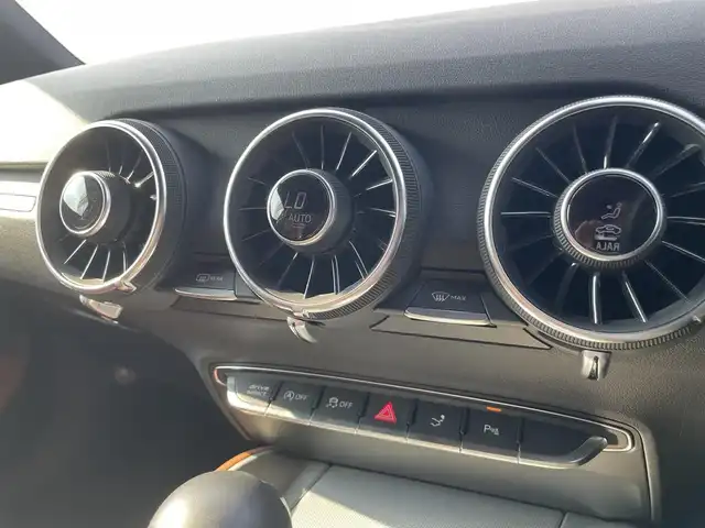 アウディ ＴＴクーペ 45TFSIクワトロ 栃木県 2019(令1)年 2.3万km グレイシアホワイトメタリック ブラウンレザーシート /パワーシート /シートヒーター /アドバンストキー /マトリクスLEDヘッドライト/バーチャルコックピット/フルセグTV/バックカメラ/ドライブレコーダー/レーンキープアシスト/Audiサイドアシスト /パーキングエイド /クルーズコントロール