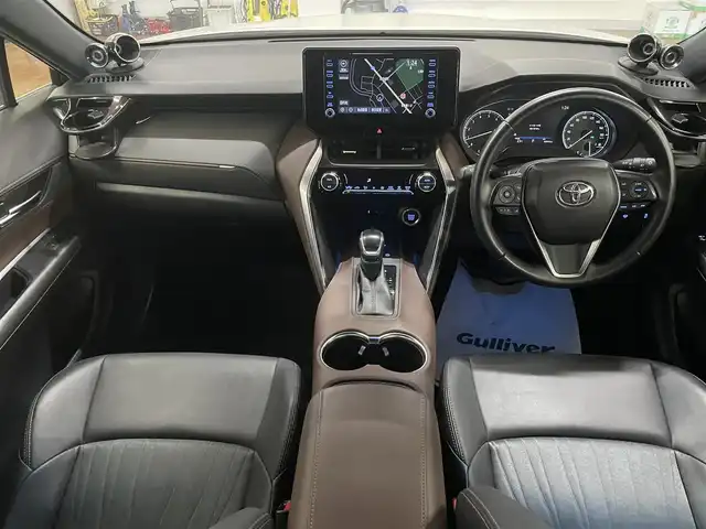 トヨタ ハリアー G 道央・札幌 2021(令3)年 4.1万km ホワイトパールクリスタルシャイン 4WD/ワンオーナー/寒冷地仕様/モデリスタフルエアロ/純正ディスプレイオーディオ/ナビゲーション/・フルセグTV/BT/USB/AM/FM/バックカメラ/デジタルインナーミラー/トヨタセーフティセンス/・プリクラッシュセーフティ/・レーントレーシングアシスト/・レーンディパーチャーアラート/・ロードサインアシスト/・発進遅れ告知機能/・緊急時操舵支援機能/・低速時加速抑制機能/横滑り防止装置/前後コーナーセンサー/レーダークルーズコントロール/ビルトインETC/パワーバックドア/ブレーキホールド/電動パーキングブレーキ/ウインカーミラー/フロアマット/ドアバイザー/プッシュスタート/スマートキーx2/ステアリングリモコン/ハーフレザーシート/運転席パワーシート/オートライト/アダプティブハイビーム/LEDヘッドライト/フォグライト/純正18インチAW/社外スピーカー/新車時保証書/取扱説明書/ナビ取扱説明書
