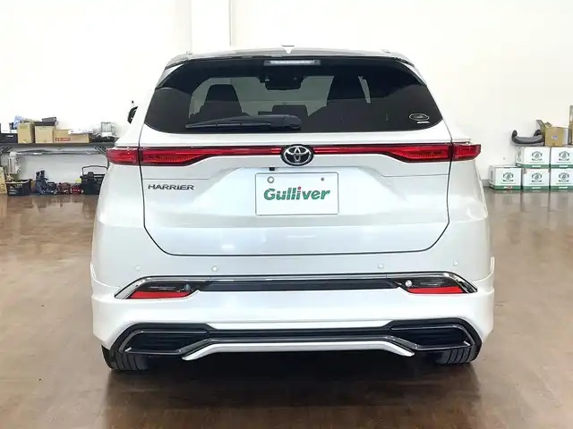 トヨタ ハリアー G 道央・札幌 2021(令3)年 4.1万km ホワイトパールクリスタルシャイン 4WD/ワンオーナー/寒冷地仕様/モデリスタフルエアロ/純正ディスプレイオーディオ/ナビゲーション/・フルセグTV/BT/USB/AM/FM/バックカメラ/デジタルインナーミラー/トヨタセーフティセンス/・プリクラッシュセーフティ/・レーントレーシングアシスト/・レーンディパーチャーアラート/・ロードサインアシスト/・発進遅れ告知機能/・緊急時操舵支援機能/・低速時加速抑制機能/横滑り防止装置/前後コーナーセンサー/レーダークルーズコントロール/ビルトインETC/パワーバックドア/ブレーキホールド/電動パーキングブレーキ/ウインカーミラー/フロアマット/ドアバイザー/プッシュスタート/スマートキーx2/ステアリングリモコン/ハーフレザーシート/運転席パワーシート/オートライト/アダプティブハイビーム/LEDヘッドライト/フォグライト/純正18インチAW/社外スピーカー/新車時保証書/取扱説明書/ナビ取扱説明書