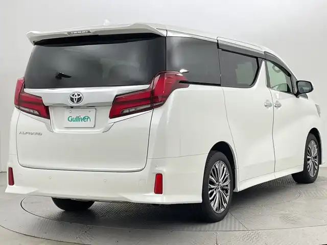 トヨタ アルファード S Cパッケージ 新潟県 2018(平30)年 1.9万km ホワイトパールクリスタルシャイン 4WD/トヨタセーフティセンス/ワンオーナー/禁煙車/純正SDナビ/(AM/FM/CD/SD/フルセグ/Bluetooth)/バックモニター/前方ドライブレコーダー/両側パワースライドドア/パワーバックドア/レーダークルーズコントロール/LEDオートライト/レザーシート/前席パワーシート/前席エアシート/シートヒーター/運転席メモリシート/純正18インチアルミホイール/純正アルミホイール付冬タイヤ積込/(235/50/R18/7mm)/AC100V充電/アイドリングストップ/電動パーキングブレーキ/LEDオートライト/ステアリングヒーター/ステアリングリモコン/リアサンシェード/スマートキー/ETC