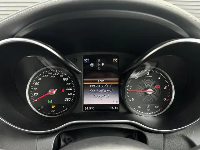 メルセデス・ベンツ Ｃ２２０ｄ アバンギャルド　AMGライン 茨城県 2016(平28)年 5.3万km ダイヤモンドホワイト レザーエクスクルーシブＰＫＧ　/黒本革　/ＨＵＤ　/１９ｉｎＡＭＧマルチスポークＡＷ　/エアスカーフ　/シートヒーター　/Ｍ付ＰＷシート　/ＲＳＰ　/ＡＣＣ　/ＬＫＡ　/ＢＳＡ　/Ｂカメラ　/パークトロニック/ナビ　/ＴＶ　/ＢＴ　/ＬＥＤ　/ＥＴＣ/禁煙車