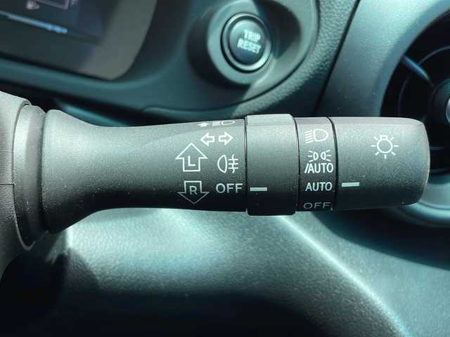 トヨタ ＧＲ８６ RZ 栃木県 2023(令5)年 1.2万km フレイムオレンジ 社外ディスプレイオーディオ/Bluetooth/無線接続/ATOTO A6/バックカメラ/ロッソモデロ　マフラー/社外車高調/クルーズコントロール/ハーフレザーシート/D/N席シートヒーター/GR専用革巻きステアリング/スマートキー/プッシュスタート/LEDヘッドライト/オートライト/社外フロアマット/電動格納ミラー/横滑り防止システム