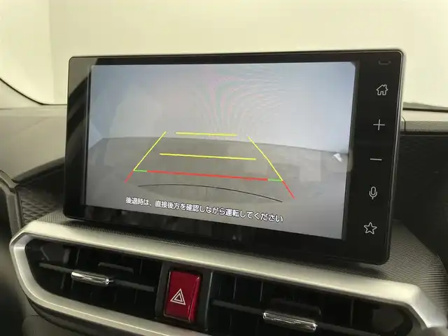トヨタ ライズ Z 千葉県 2025(令7)年 0.1千km ナチュラルベージュマイカM 登録済未仕様車/スマートアシスト/・衝突警報機能/衝突回避支援ブレーキ機能/・ブレーキ制御付き誤発進抑制機能（前方・後方）/・車線逸脱警報機能/車線逸脱抑制制御機能/・ふらつき警報/・路側逸脱警報/・全車速追従機能付きACC（停止保持機能あり）/・レーンキープコントロール/・オートハイビーム/・アダプティブドライビングビーム/・標識認識機能/純正9インチディスプレイオーディオ/・フルセグTV/Bluetooth/AndroidAuto/AppleCarPlay/バックカメラ/シートヒーター/コーナーセンサー/電動パーキングブレーキ/オートホールド機能/ファブリックシート表皮（レッドパイピング：前席）/本革巻き3本スポークステアリングホイール（シルバー塗装付）/純正17インチアルミホイール（切削光輝＋ブラック塗装/5穴）/LEDオートヘッドライト/LEDフロントシーケンシャルターンランプ/LEDフロントフォグランブ/オートエアコン/プッシュスタート/スマートキー/スペアキー1本