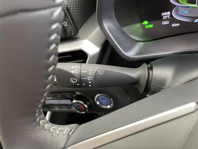 トヨタ ライズ Z 千葉県 2025(令7)年 0.1千km ナチュラルベージュマイカM 登録済未仕様車/スマートアシスト/・衝突警報機能/衝突回避支援ブレーキ機能/・ブレーキ制御付き誤発進抑制機能（前方・後方）/・車線逸脱警報機能/車線逸脱抑制制御機能/・ふらつき警報/・路側逸脱警報/・全車速追従機能付きACC（停止保持機能あり）/・レーンキープコントロール/・オートハイビーム/・アダプティブドライビングビーム/・標識認識機能/純正9インチディスプレイオーディオ/・フルセグTV/Bluetooth/AndroidAuto/AppleCarPlay/バックカメラ/シートヒーター/コーナーセンサー/電動パーキングブレーキ/オートホールド機能/ファブリックシート表皮（レッドパイピング：前席）/本革巻き3本スポークステアリングホイール（シルバー塗装付）/純正17インチアルミホイール（切削光輝＋ブラック塗装/5穴）/LEDオートヘッドライト/LEDフロントシーケンシャルターンランプ/LEDフロントフォグランブ/オートエアコン/プッシュスタート/スマートキー/スペアキー1本