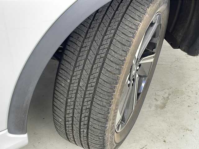 三菱 エクリプス クロス ＰＨＥＶ P 宮城県 2020(令2)年 4.5万km ホワイトダイヤモンド 禁煙車/e-Assist/・プリクラッシュセーフティーシステム/・レーンディバ―チャーアラート/・オートマチックハイビーム/・アダプティブクルーズコントロール/・ブラインドスポットモニター/・クリアランスソナー/ヘッドアップディスプレイ/アラウンドビューモニター/純正メモリーナビ/・BT.USB.AppleCarplay.AndroidAuto/フルセグテレビ/ハーフレザーシート/前席シートヒーター/運転席パワーシート/ETC2.0/前後ドライブレコーダー/ステアリングヒーター/パドルシフト/ステアリングスイッチ/プッシュスタート/スマートキー（2本）/電動パーキングブレーキ/AC１５００W充電/純正フロアマット/純正ドアバイザー/LEDヘッドライト/LEDフォグランプ/横滑り防止機能/アイドリングストップ