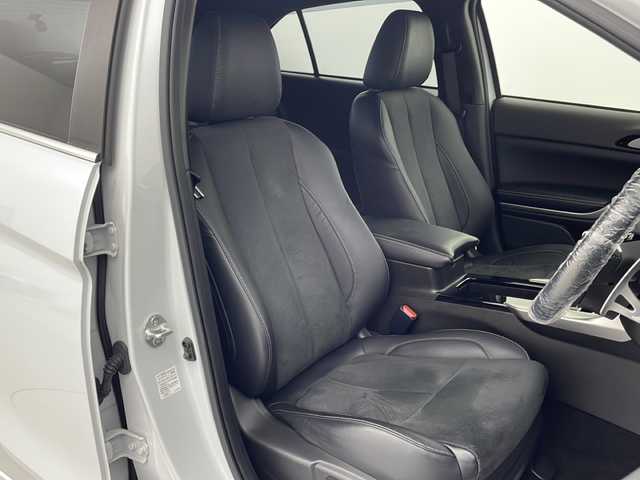 三菱 エクリプス クロス ＰＨＥＶ P 宮城県 2020(令2)年 4.5万km ホワイトダイヤモンド 禁煙車/e-Assist/・プリクラッシュセーフティーシステム/・レーンディバ―チャーアラート/・オートマチックハイビーム/・アダプティブクルーズコントロール/・ブラインドスポットモニター/・クリアランスソナー/ヘッドアップディスプレイ/アラウンドビューモニター/純正メモリーナビ/・BT.USB.AppleCarplay.AndroidAuto/フルセグテレビ/ハーフレザーシート/前席シートヒーター/運転席パワーシート/ETC2.0/前後ドライブレコーダー/ステアリングヒーター/パドルシフト/ステアリングスイッチ/プッシュスタート/スマートキー（2本）/電動パーキングブレーキ/AC１５００W充電/純正フロアマット/純正ドアバイザー/LEDヘッドライト/LEDフォグランプ/横滑り防止機能/アイドリングストップ