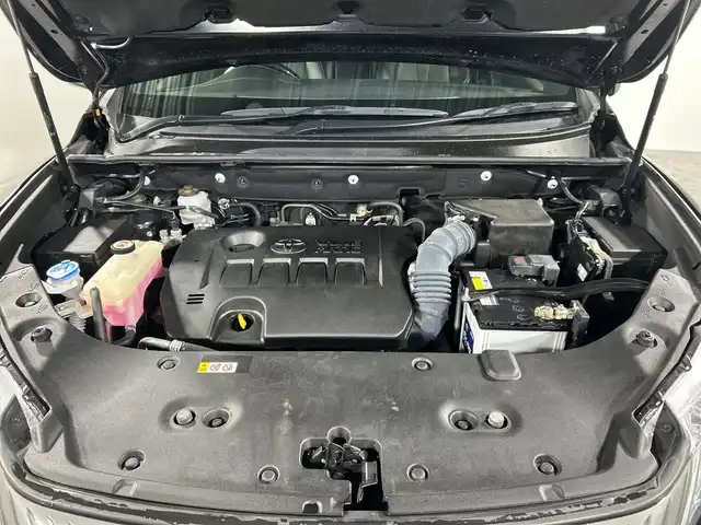 トヨタ ハリアー プレミアム 神奈川県 2019(令1)年 6.3万km ブラック 純正9型SDナビゲーション【NSZT-Y68T】/フルセグ　CD DVD　USB　HDMI　SD　Bluetooth　/バックカメラ/トヨタセーフティセンス/プリクラッシュセーフティ/レーンディパーチャーアラート/アダブティブハイビーム/レーダークルーズコントロール/アイドリングストップ/パワーバックドア/木目調/革巻きコンビステアリング/電動チルトステア絵イング/ナノイー/ブラック合皮/ファブリックコンビシート/運転席パワーシート/電動パーキングブレーキ/オートブレーキホールド/ビルトインETC/自動防眩ミラー/前後ドライブレコーダー/プッシュスタート/スマートキー/LEDヘッドランプ/LEDシーケンシャルターンランプ/LEDフロントフォグランプ/純正18インチアルミホイール/純正リアスポイラー