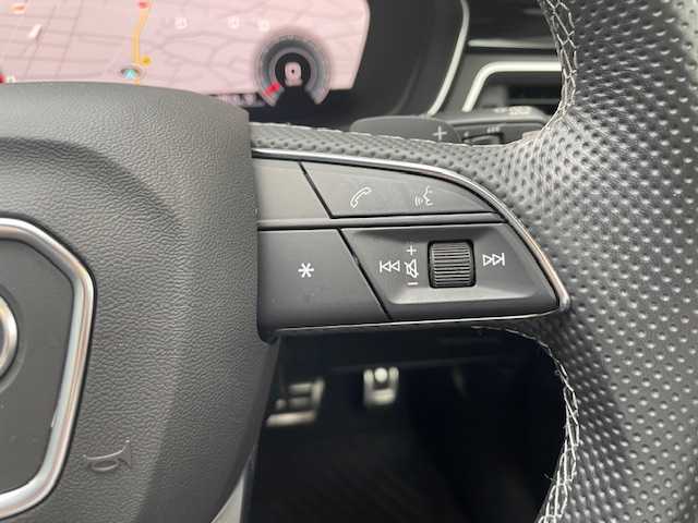 アウディ アウディ Ａ４ アバント 40TDIクワトロ Sライン 茨城県 2022(令4)年 2.6万km ミトスブラックメタリック ワンオーナー/衝突被害軽減システム/360°カメラ/アダプティブクルーズコントロール/マトリクスLEDヘッドライト/ハーフレザーシート/電動リアゲート/サイドアシスト/バーチャルコクピット/MMI/(Bluetooth/CarPlay/フルセグ)/レーンキープアシスト/パーキングアシスト/メモリー付パワーシート/全席シートヒーター/ETC2.0/ドライブレコーダー/純正フロアマット/純正18インチアルミホイール