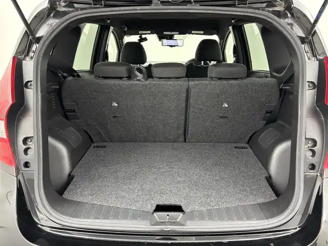 日産 ノート e－パワーニスモ S 福岡県 2019(令1)年 4.4万km 黒 ＮＩＳＵＭＯエアロ　/ＡＬＰＩＮＥ９型ナビ　/全方位カメラ　/エマージェンシーブレーキ　/レーンキープ　/コーナーセンサー　/車両接近通報装置　/レーダークルコン　/デジタルルームミラー　/ＥＴＣ　/ドラレコ　/ＬＥＤ