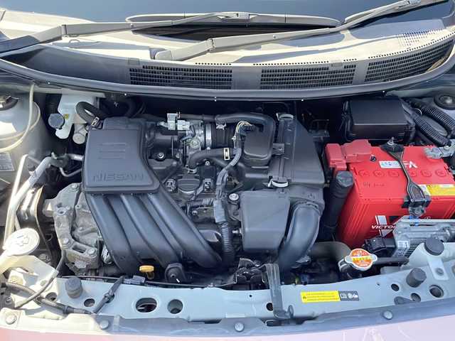 日産 マーチ 12G 山口県 2017(平29)年 5.5万km ピンク ワンオーナー/禁煙車/ディーラー純正メモリナビ/・フルセグテレビ/・Bluetooth接続オーディオ/・SDカード/バックカメラ/ETC/アイドリングストップ/オートライト/オートエアコン/横滑り防止装置/盗難防止装置/スマートキー/プッシュスタート/ドアバイザー/ドアロック連動自動格納機能/ハロゲンヘッドライト/メーター内ディスプレイ/シート:プラムカラー