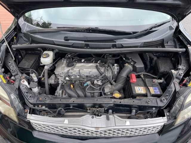 トヨタ ヴォクシー ZS 煌Ⅲ 茨城県 2013(平25)年 11.2万km ブラック 社外ナビ　/-BT/AM/FM/TV/ＥＴＣ　/バックカメラ　/両側パワースライドドア　/プッシュスタート　/オールオートパワーウィンドウ　/ウォークスルー　/ハーフレザーシート　/フォグライト　/純正アルミホイール　/純正フロアマット
