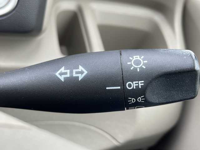 ホンダ ライフ G 岩手県 2011(平23)年 9万km ナイトホークブラックパール 純正ディスプレイオーディオ（６ＷＴ４）４ＷＤ　オートエアコン　パワーステアリング　パワーウィンドウ　電格ミラー　ドアバイザー　Ｂカメラ　純正フロアーマット