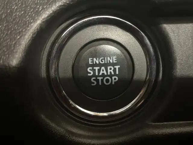 スズキ ジムニー XC 福岡県 2022(令4)年 2.5万km ピュアホワイトP 社外7型ナビ（AMFM/BT/iPod）/D/Nシートヒーター　/レーンキープアシスト　/アイドリングストップ　/ビルトインETC　/デュアルセンサーブレーキサポート　/横滑り防止装置　/衝突被害軽減システム　/クルーズコントロール