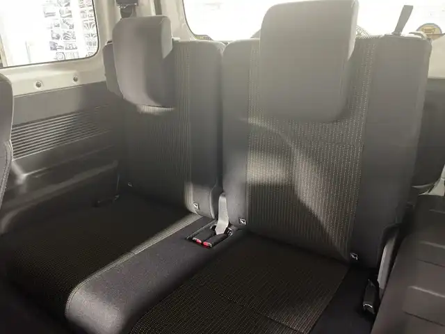 スズキ ジムニー XC 福岡県 2022(令4)年 2.5万km ピュアホワイトP 社外7型ナビ（AMFM/BT/iPod）/D/Nシートヒーター　/レーンキープアシスト　/アイドリングストップ　/ビルトインETC　/デュアルセンサーブレーキサポート　/横滑り防止装置　/衝突被害軽減システム　/クルーズコントロール