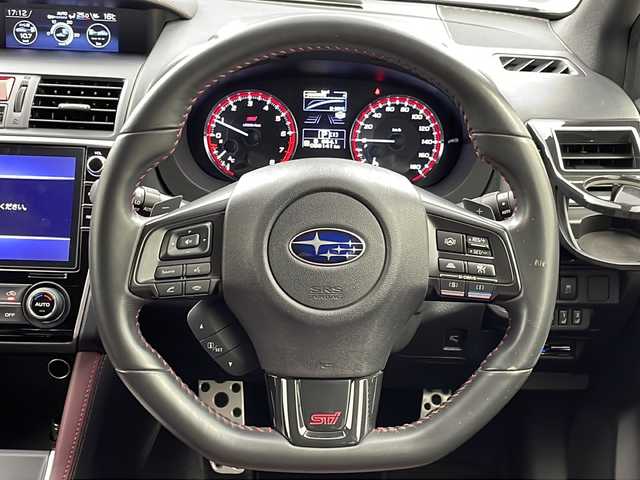 スバル レヴォーグ 1．6STIスポーツアイサイト 大阪府 2018(平30)年 3.9万km クリスタルホワイトP ４駆/純正８インチSDナビ　CN-LX840D/【BT/フルセグTV/DVD]/バックカメラ/左サイドカメラ/デジタルインナーミラー/ETC/BSM/衝突被害軽減システム/レーンキープアシスト/コーナーセンサー後ろ/アイドリングストップ/オートブレーキホールド/電子パーキングブレーキ/パワーシートD+N/シートヒーター/シートメモリ/パドルシフト/オートライト/純正１８インチAW/スペアキー