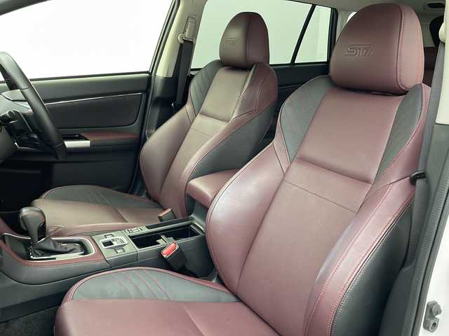 スバル レヴォーグ 1．6STIスポーツアイサイト 大阪府 2018(平30)年 3.9万km クリスタルホワイトP ４駆/純正８インチSDナビ　CN-LX840D/【BT/フルセグTV/DVD]/バックカメラ/左サイドカメラ/デジタルインナーミラー/ETC/BSM/衝突被害軽減システム/レーンキープアシスト/コーナーセンサー後ろ/アイドリングストップ/オートブレーキホールド/電子パーキングブレーキ/パワーシートD+N/シートヒーター/シートメモリ/パドルシフト/オートライト/純正１８インチAW/スペアキー