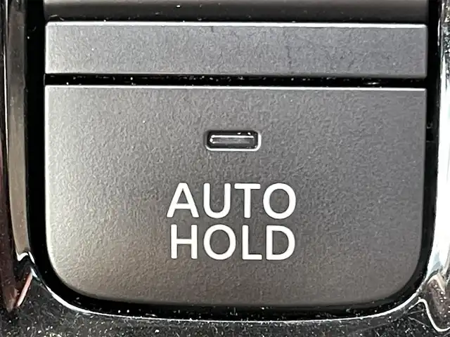 日産 セレナ e－パワー ハイウェイスター V 兵庫県 2021(令3)年 4.4万km パール 純正10インチナビ　/両側パワースライドドア/プロパイロット/Bluetooth接続/アラウンドビューモニター/前方ドライブレコーダー/ビルトインETC/USB入力端子/ブラインドスポットモニター/純正フロアマット/純正アルミホイール/CD/DVD/デジタルインナーミラー