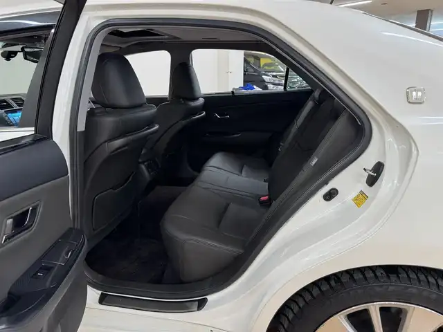 トヨタ クラウン ハイブリッド 群馬県 2009(平21)年 6.9万km ホワイトパールクリスタルシャイン サンルーフ/純正HDDナビ/　　フルセグ/BT/CD/DVD/    AM/FM/MD/HDD/AUX/バックカメラ/クルーズコントロール/リヤスポイラー/全席パワーシート/全席シートヒーター/前席エアーシート/オートLEDヘッドライト/フォグランプ/純正18AW/純正フロアマット/ビルドインETC