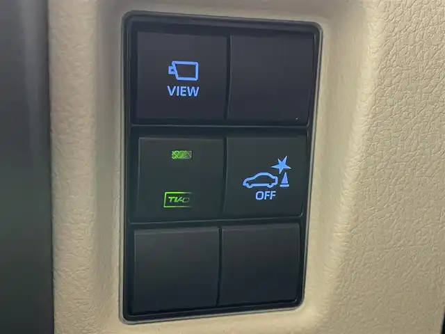 トヨタ ランドクルーザー プラド TX Lパッケージ 愛知県 2022(令4)年 0.9万km ホワイトパールクリスタルシャイン メーカーナビ　ムーンルーフ　ベージュ革シート　全方位カメラ　シートヒーター　前後ドラレコ　ＢＳＭ　ＥＴＣ２．０　セーフティセンス　衝突軽減　追従クルコン　コーナーセンサー　ＬＥＤオートライト　フォグ　TVキャンセラー　スペアタイヤ　純正フロアマット　ドアバイザー　ルーフレール　純正フロアマット