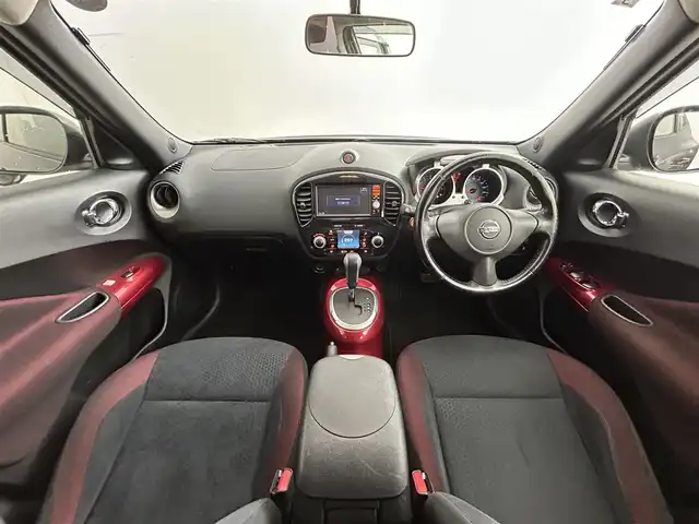 日産 ジューク 16GT FOUR タイプV 道央・札幌 2014(平26)年 6.3万km ナイトベールパープル ・パートタイム4WD/・リアスポーラー純正エアロ/・純正SDナビ（MM115D-W）/CD/iPod/AUX/BT/フルセグ/・バックカメラ/・横滑り防止装置/・キー連動格納ドアミラー/・スポーツ、エコドライブモード切替/・キセノンライト/・オートライト/・フォグランプ/・スマートキー/・純正フロアマット/・純正17インチAW/・ドアバイザー