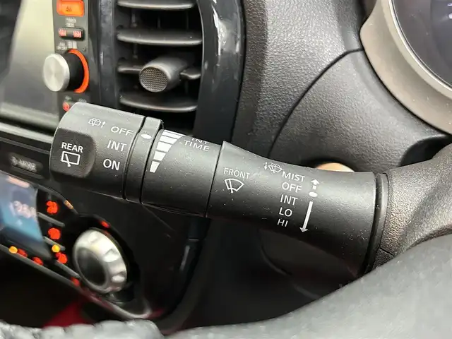 日産 ジューク 16GT FOUR タイプV 道央・札幌 2014(平26)年 6.3万km ナイトベールパープル ・パートタイム4WD/・リアスポーラー純正エアロ/・純正SDナビ（MM115D-W）/CD/iPod/AUX/BT/フルセグ/・バックカメラ/・横滑り防止装置/・キー連動格納ドアミラー/・スポーツ、エコドライブモード切替/・キセノンライト/・オートライト/・フォグランプ/・スマートキー/・純正フロアマット/・純正17インチAW/・ドアバイザー