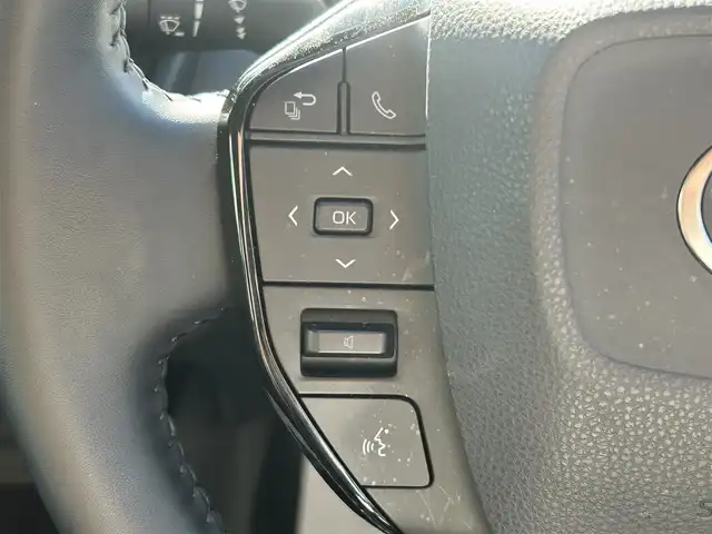 トヨタ プリウス G 和歌山県 2023(令5)年 1.2万km プラチナホワイトパールマイカ 純正8インチナビ機能付デイスプレーオーディオ/MODELLISTA製エアロ/バックカメラ/レーダークルーズコントロール/横滑り防止装置/衝突被害軽減システム/レーンキープ/シートヒーター/ETC2.0/前後ドライブレコーダー/前後コーナーセンサー/オートライト/LEDヘッドライト